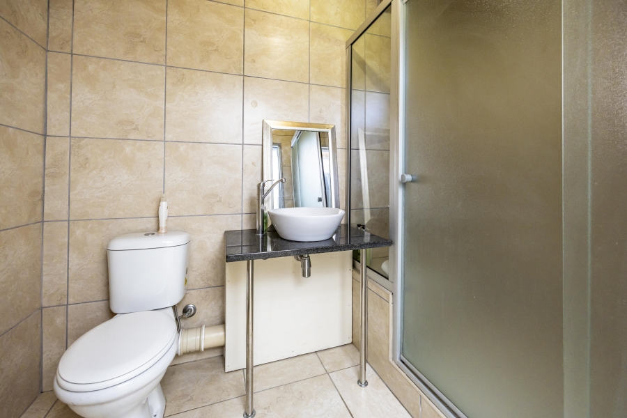 10 Bedroom Property for Sale in Cintsa East Eastern Cape